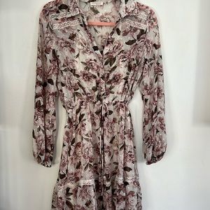 Sweet flower dress w separate slip underneath